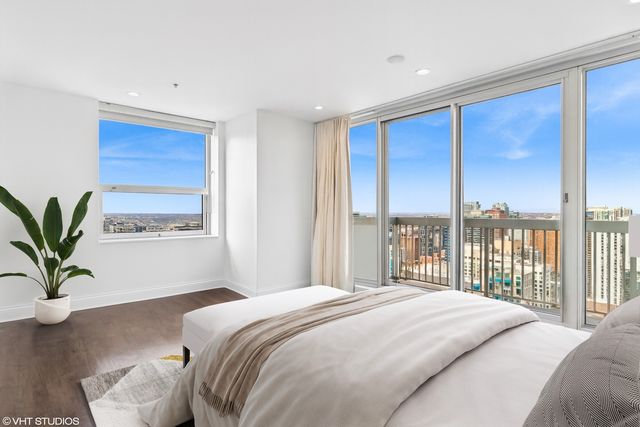 545 N DEARBORN Street 3601, Chicago, IL 60654