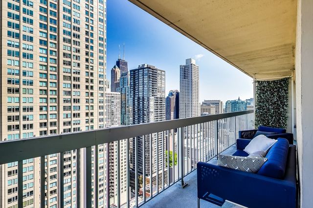 545 N DEARBORN Street 3601, Chicago, IL 60654