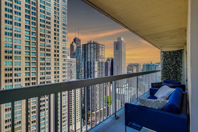 545 N DEARBORN Street 3601, Chicago, IL 60654