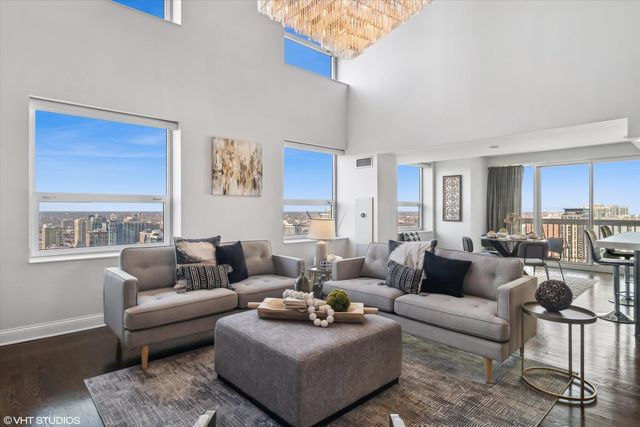 545 N DEARBORN Street 3601, Chicago, IL 60654