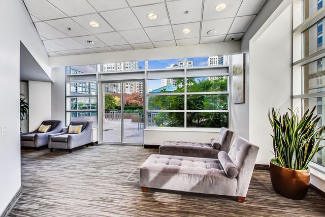 545 N DEARBORN Street 3601, Chicago, IL 60654