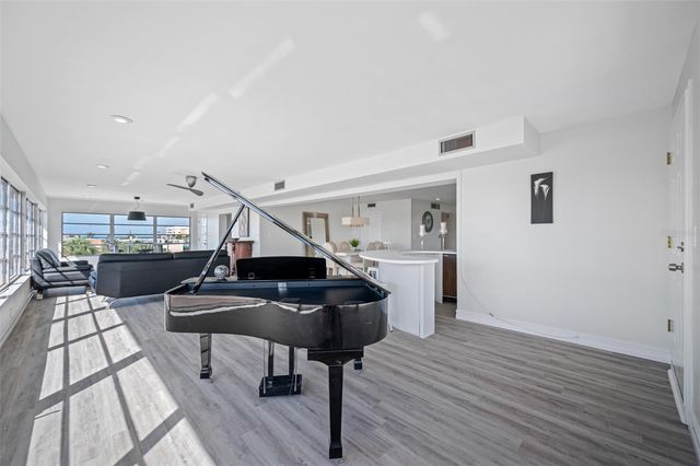 6363 GULF WINDS DRIVE 437, St Pete Beach, FL 33706