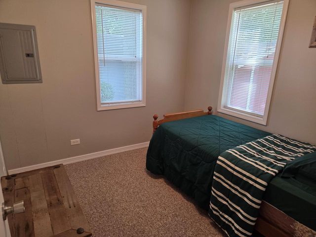 1609 Jackson Park DRIVE, Delavan, WI 53115