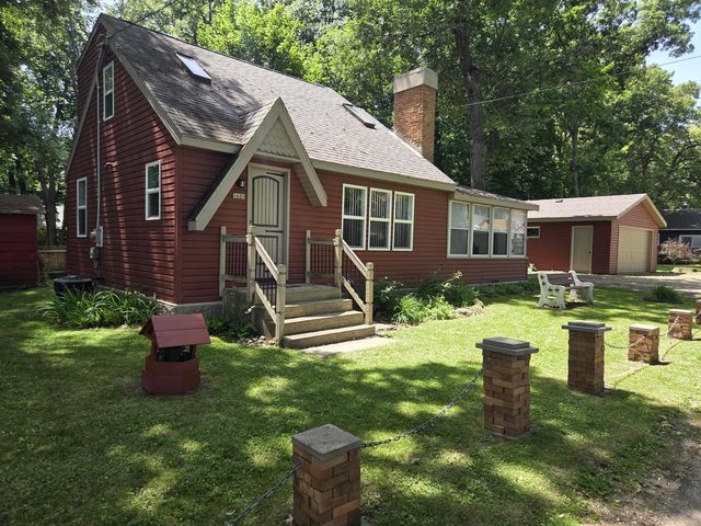 1609 Jackson Park DRIVE, Delavan, WI 53115
