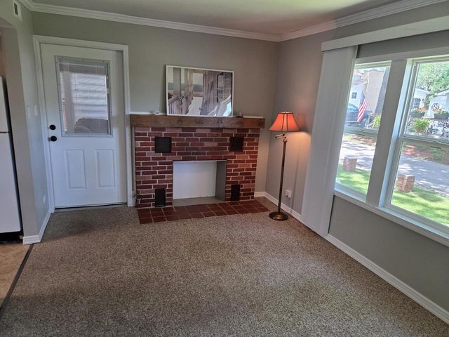 1609 Jackson Park DRIVE, Delavan, WI 53115