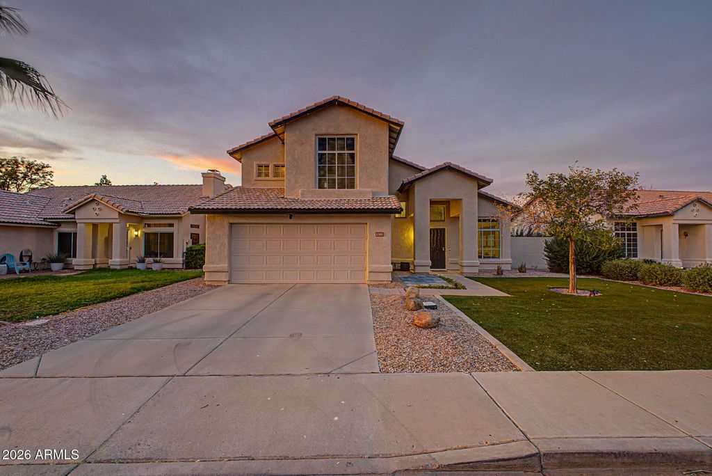 1360 W GAIL Drive, Chandler, AZ 85224 — exterior