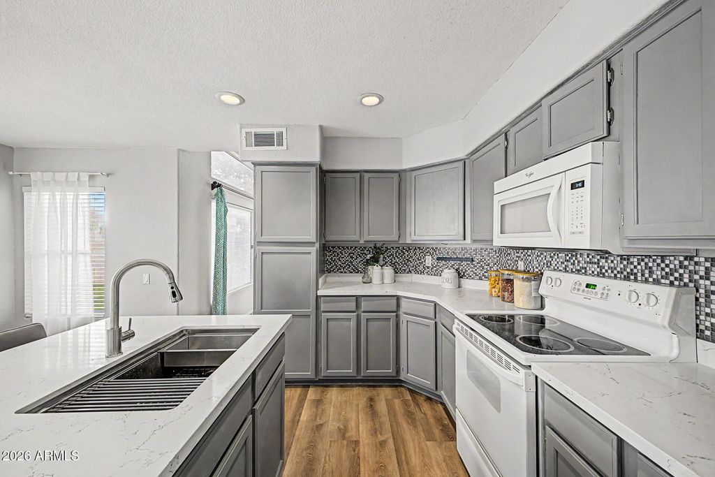 1360 W GAIL Drive, Chandler, AZ 85224 — photo 2