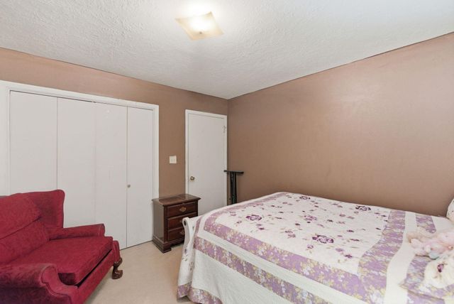 1030 Raccoon Bend Road, Bellville, TX 77418