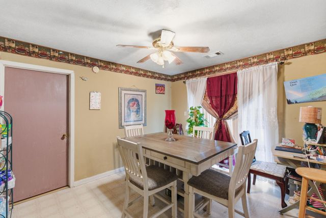 1030 Raccoon Bend Road, Bellville, TX 77418