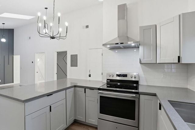 18115 La Verne Drive, Los Gatos, CA 95033