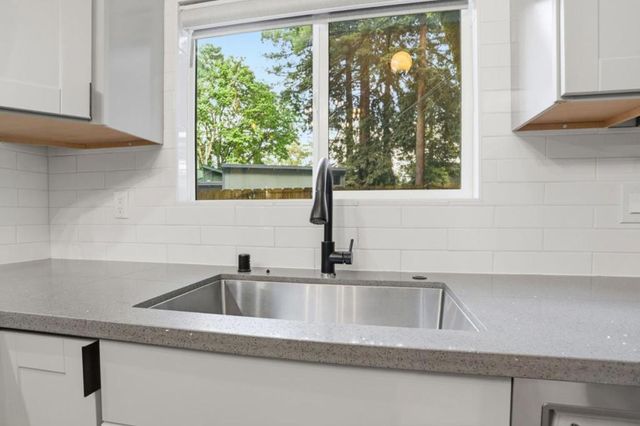 18115 La Verne Drive, Los Gatos, CA 95033
