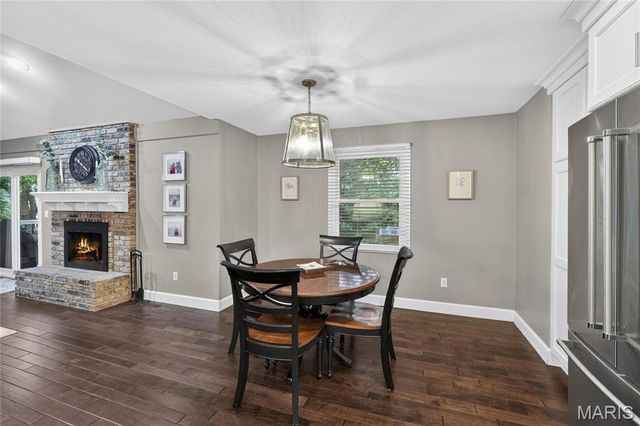 15580 Clover Ridge Drive, Chesterfield, MO 63017
