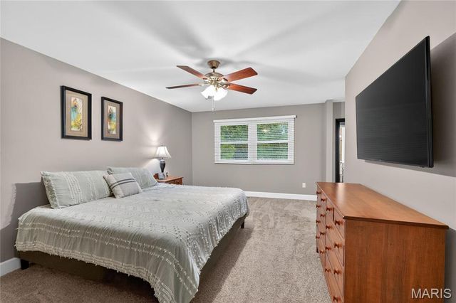 15580 Clover Ridge Drive, Chesterfield, MO 63017