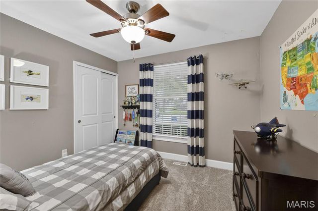 15580 Clover Ridge Drive, Chesterfield, MO 63017