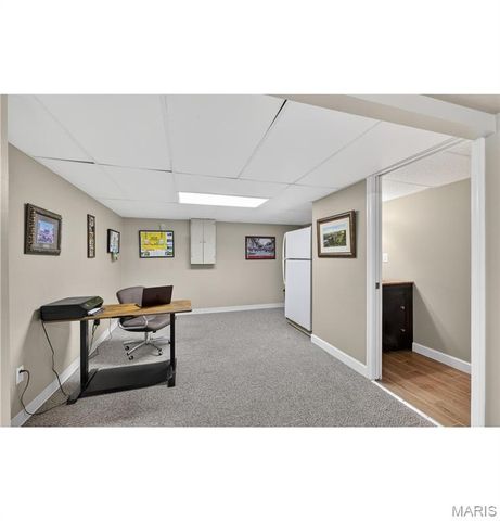 15580 Clover Ridge Drive, Chesterfield, MO 63017