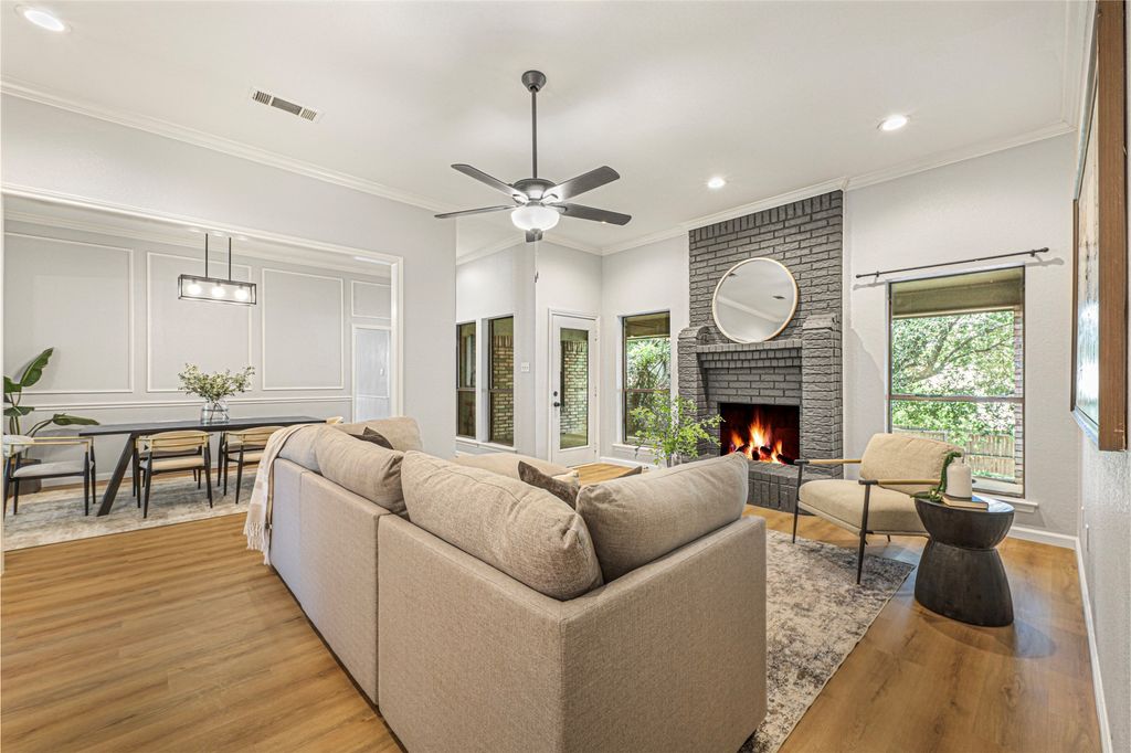 7009 Spanish Oaks Drive, North Richland Hills, TX 76182