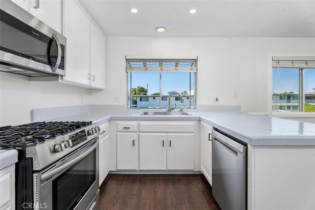 428 W 1st Street, Tustin, CA 92780