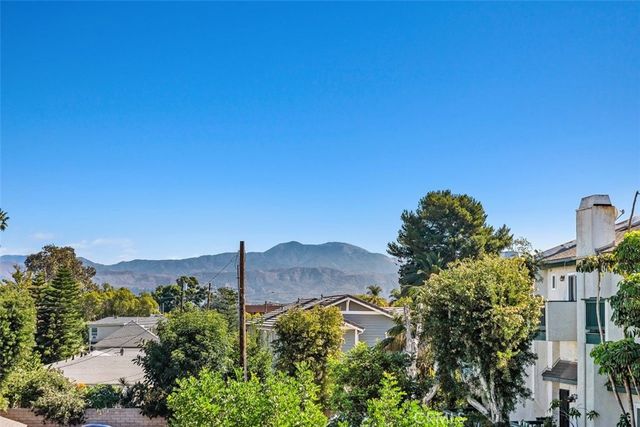 428 W 1st Street, Tustin, CA 92780