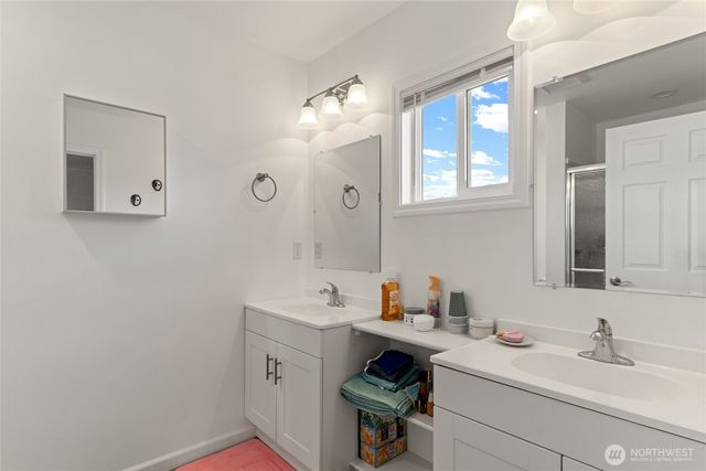 2427 W Texas Street, Moses Lake, WA 98837