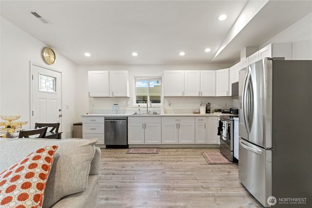 2427 W Texas Street, Moses Lake, WA 98837