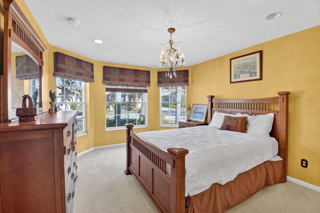 9870 Casa Mar Dr, Lake Worth, FL 33467