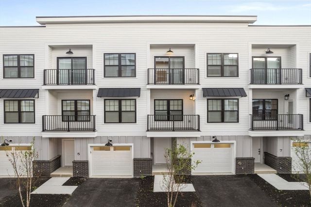 635 Main Street TH3, Wilmington, MA 01887