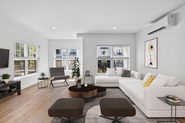 635 Main Street TH3, Wilmington, MA 01887