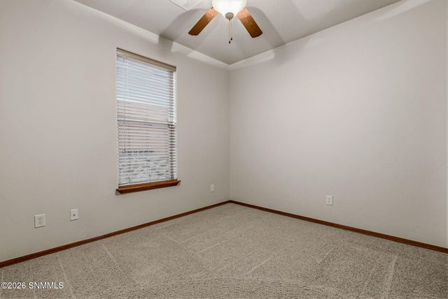 1927 San Fernando, Las Cruces, NM 88011