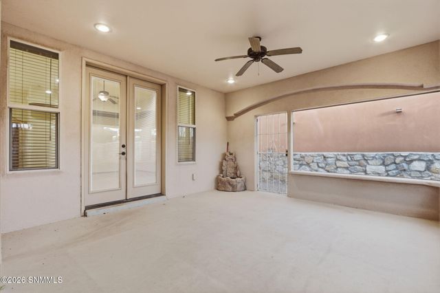 1927 San Fernando, Las Cruces, NM 88011