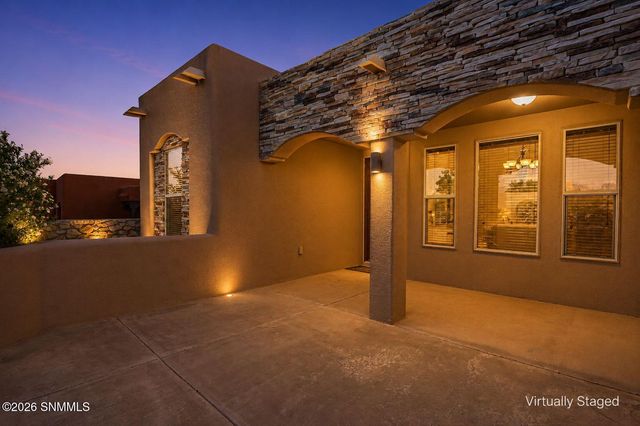 1927 San Fernando, Las Cruces, NM 88011