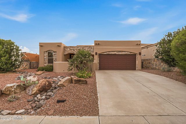 1927 San Fernando, Las Cruces, NM 88011