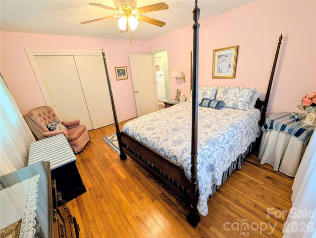 1014 SW Wright Street SW 5, Lenoir, NC 28645