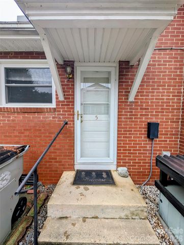 1014 SW Wright Street SW 5, Lenoir, NC 28645