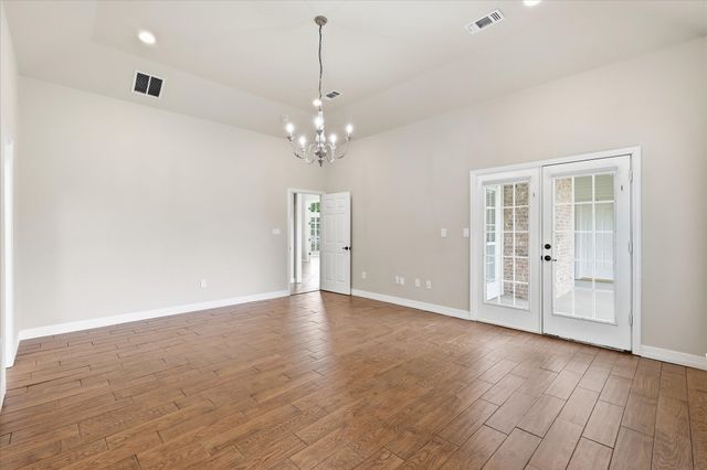 1146 Oakhurst Street, Denton, TX 76210
