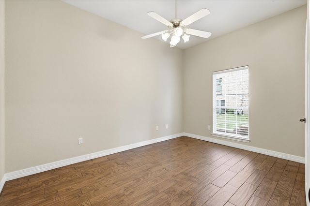 1146 Oakhurst Street, Denton, TX 76210