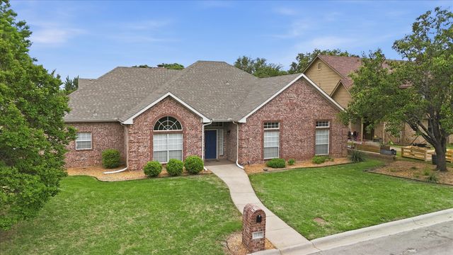 1146 Oakhurst Street, Denton, TX 76210