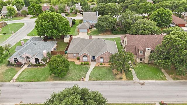 1146 Oakhurst Street, Denton, TX 76210