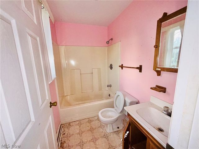 335 Sealock Avenue, Steubenville, OH 43952