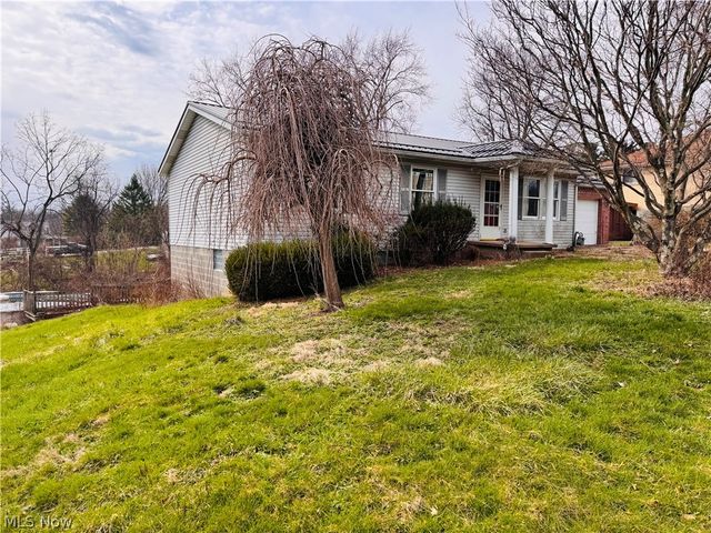 335 Sealock Avenue, Steubenville, OH 43952