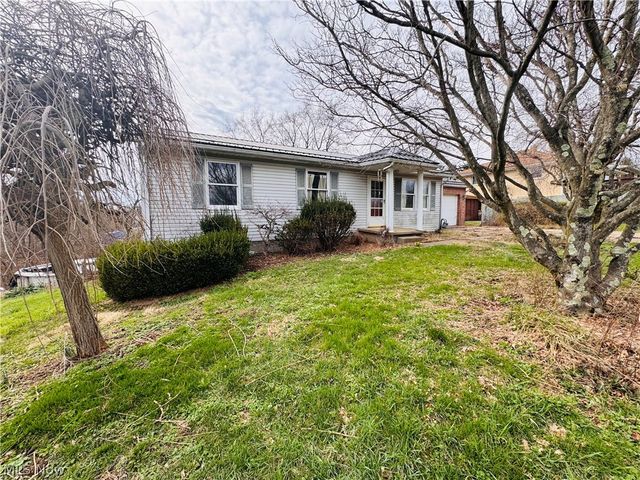 335 Sealock Avenue, Steubenville, OH 43952