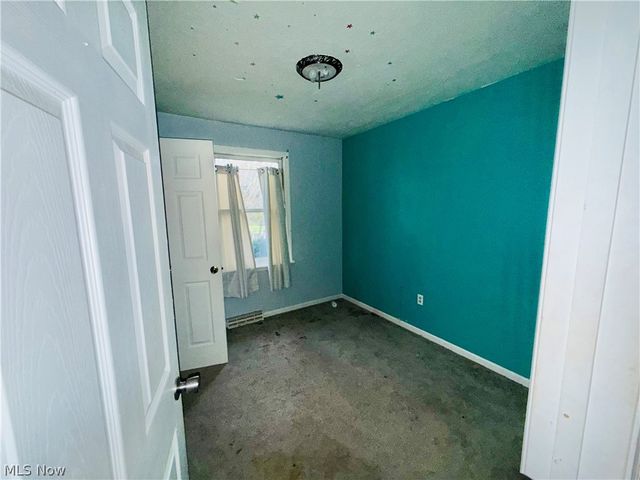 335 Sealock Avenue, Steubenville, OH 43952