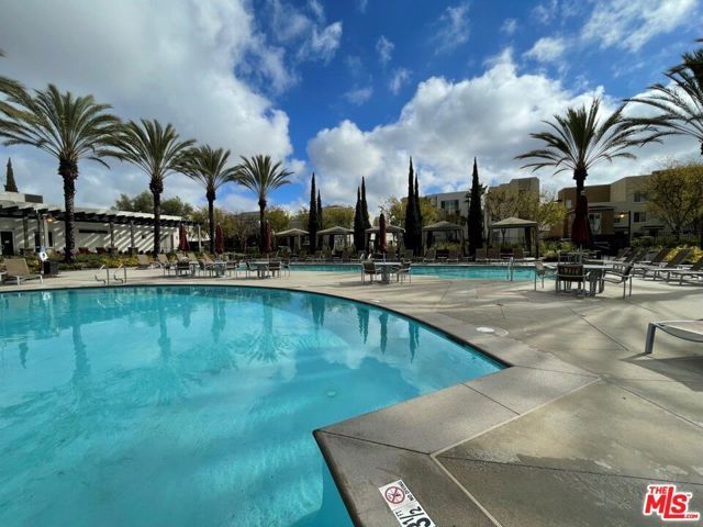 5552 Palm Drive, Hawthorne, CA 90250