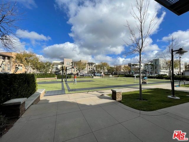 5552 Palm Drive, Hawthorne, CA 90250