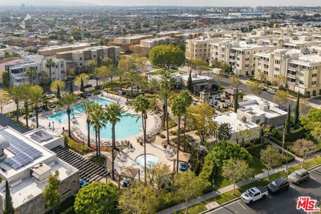 5552 Palm Drive, Hawthorne, CA 90250