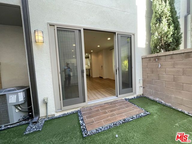 5552 Palm Drive, Hawthorne, CA 90250