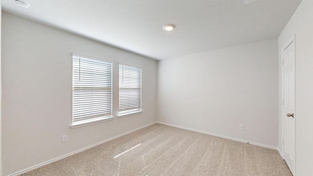 160 McNamara CT, Jarrell, TX 76537