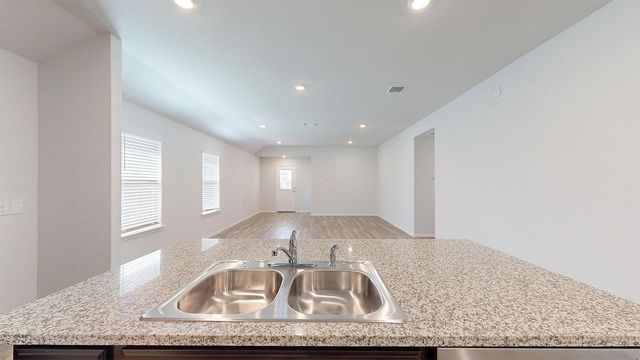 160 McNamara CT, Jarrell, TX 76537