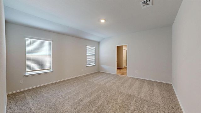 160 McNamara CT, Jarrell, TX 76537