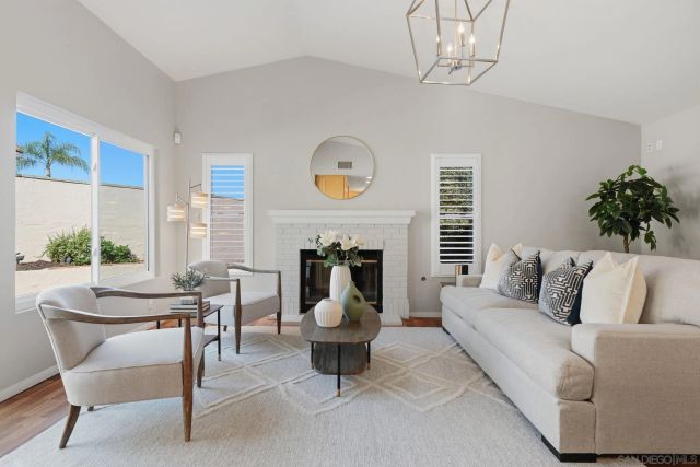 1157 Whispering Highlands Dr, Escondido, CA 92027