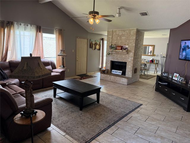 1423 Hunters Park Drive, Missouri City, TX 77489